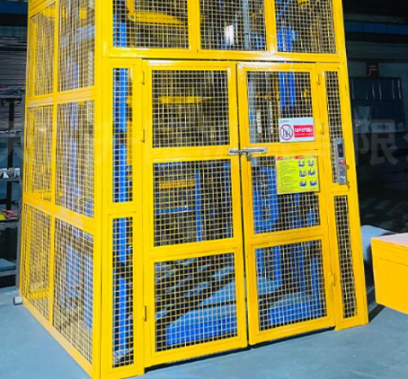 安源货梯可以安装在室外吗